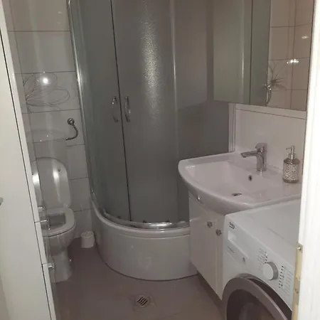 Ani Apartment